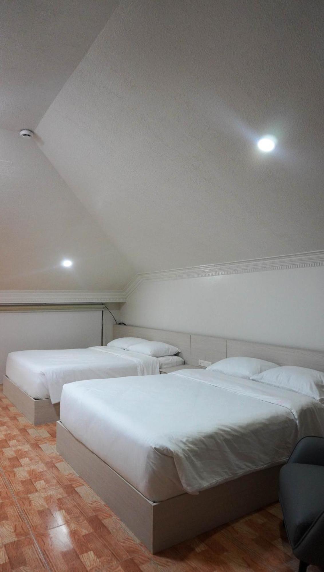 Honey Suite Room Inside Bee Cafe Cebu At Ayala Area מראה חיצוני תמונה