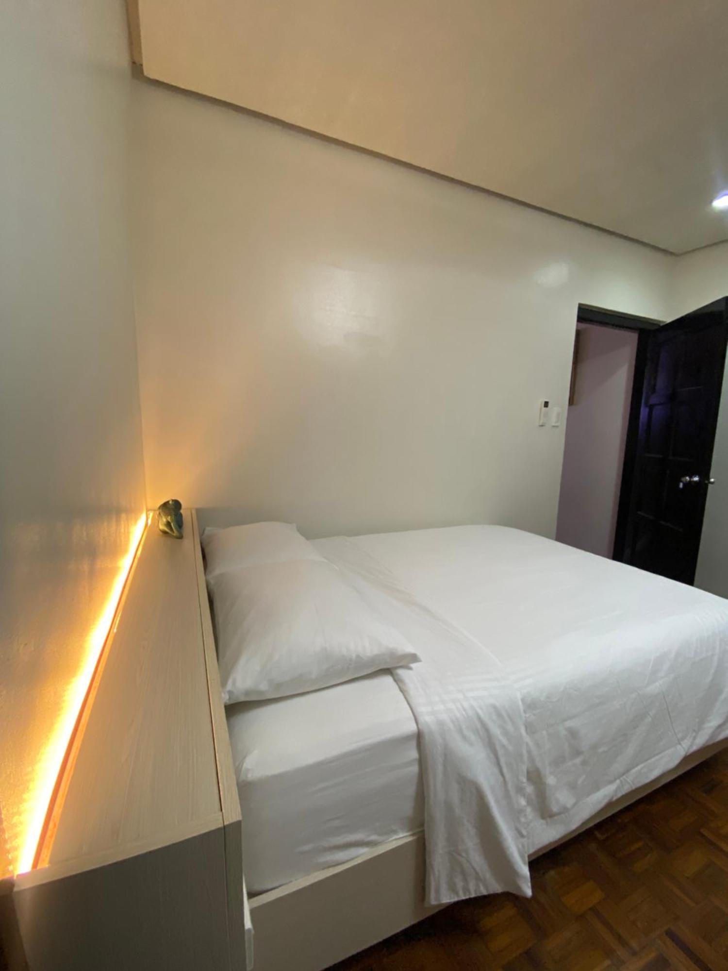 Honey Suite Room Inside Bee Cafe Cebu At Ayala Area מראה חיצוני תמונה