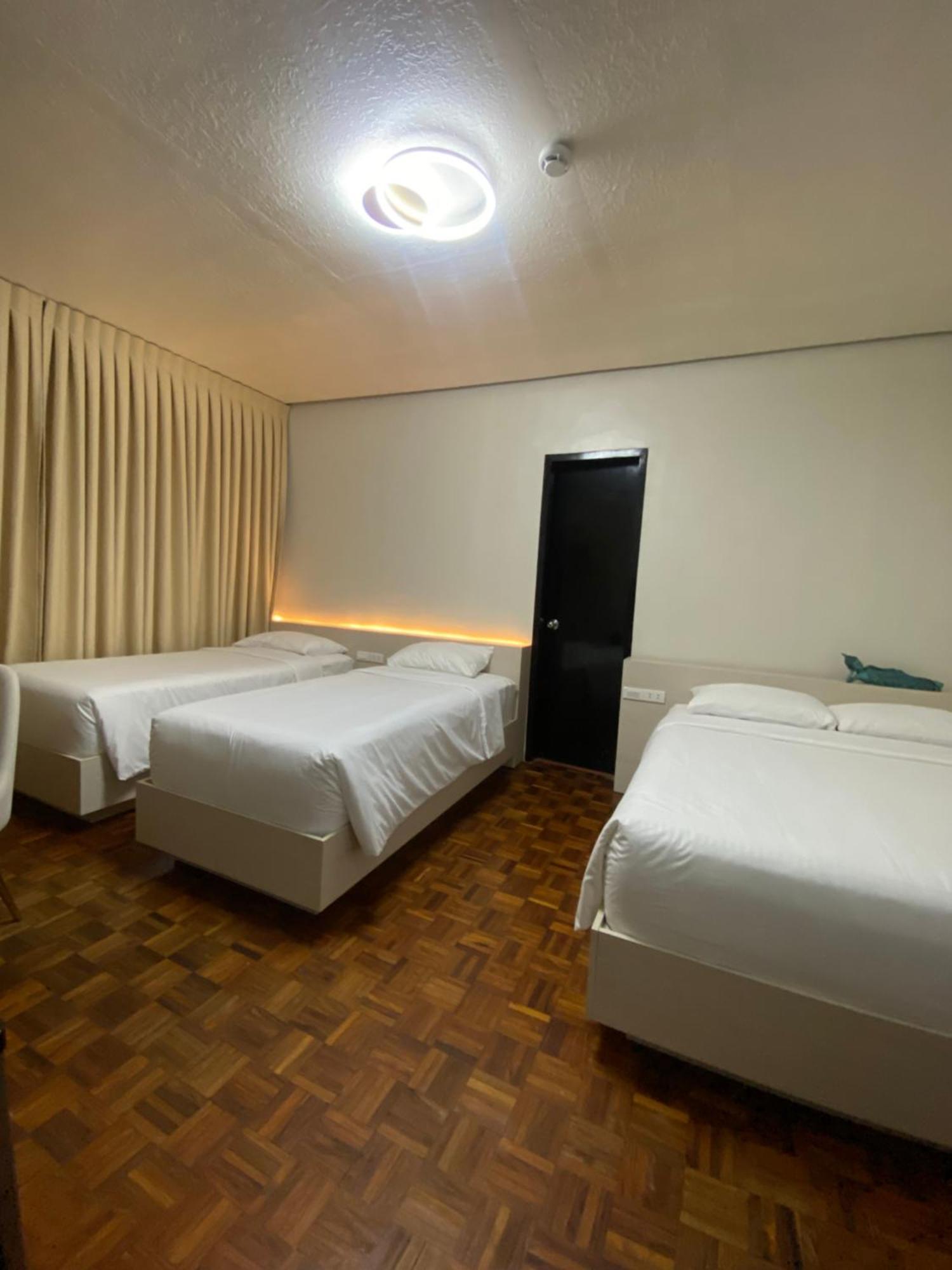 Honey Suite Room Inside Bee Cafe Cebu At Ayala Area מראה חיצוני תמונה